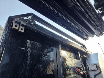 R490 8x2 / HMF 85 T/M CRANE + WINCH + JIB